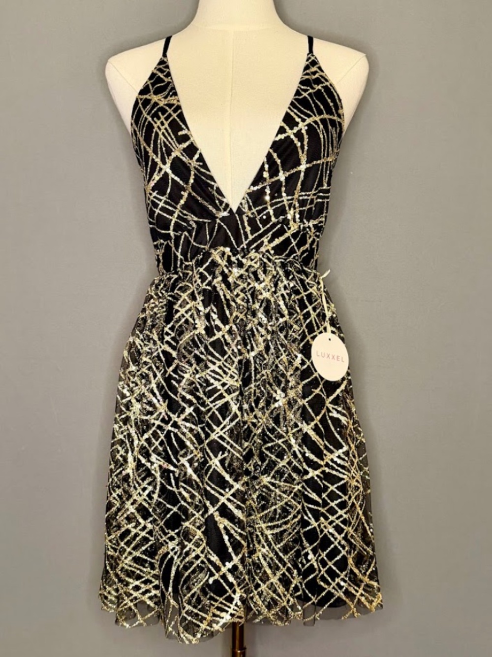 Luxxel Black Gold Sequin Fit & Flare Dress NWT Size M Party Dress